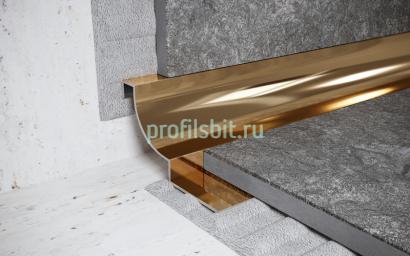 Стальной профиль для внутренних углов закладной 15 мм FWR 15 GP золото полированное 2,7 м