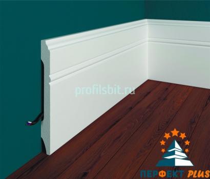 Напольный плинтус Перфект Плюс P43 106 мм 2 м белый ударопрочный полимер