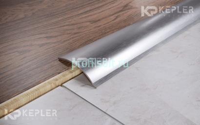 Разноуровневый порог стальной 45 мм FAP 4 M сатинированная сталь 2,7 м