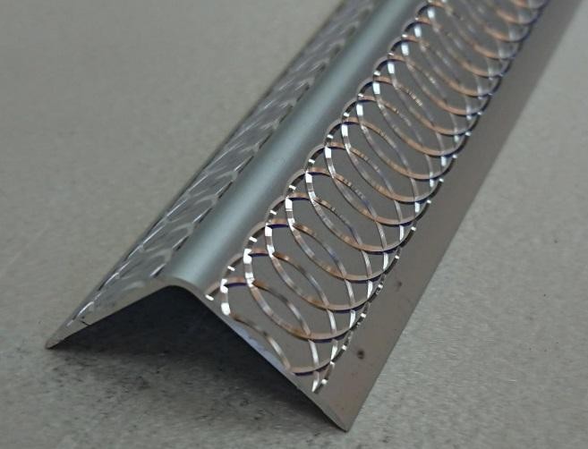 Алюминиевый уголок 15х15 мм ПН-15х15 Серебро матовое гравировка 2,7 м