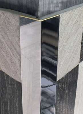 Латунный уголок Yakamoz ЛП-20х20 латунь хром 2,7 м