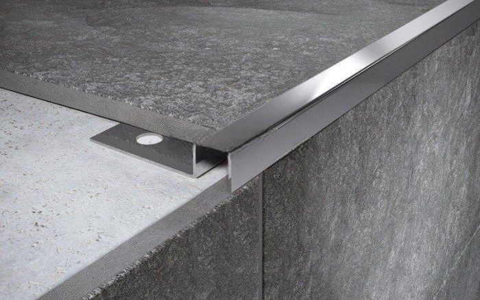 Стальной П-образный профиль 10х10х10 закладной полированный 2.7 м