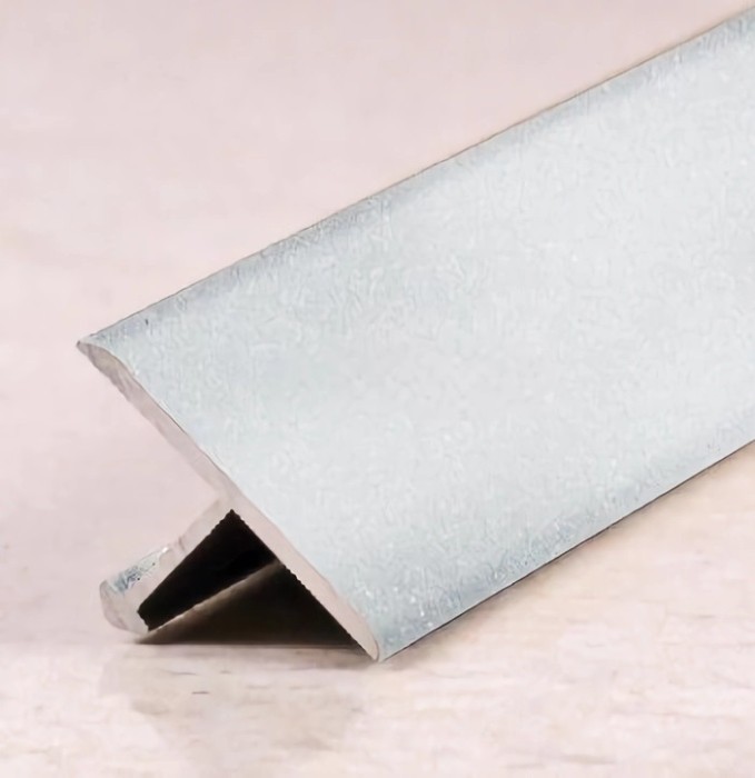 Т-образный профиль из алюминия 40 мм ПТ-40-35 белый муар 2.7 м