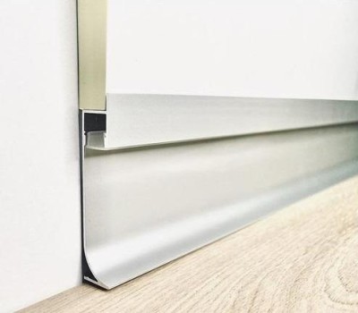 Напольный плинтус алюминиевый с подсветкой 68 мм ПТ-68 LED серебро (профиль и экран) 3 м