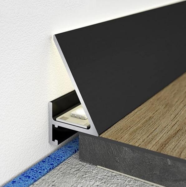 Алюминиевый микроплинтус с LED подсветкой Мега-Трейд МП-24LED Чёрный 2м арт.2335