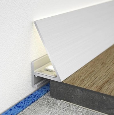 Алюминиевый микроплинтус с LED подсветкой Мега-Трейд МП-24LED Серебристый 2м арт.2335