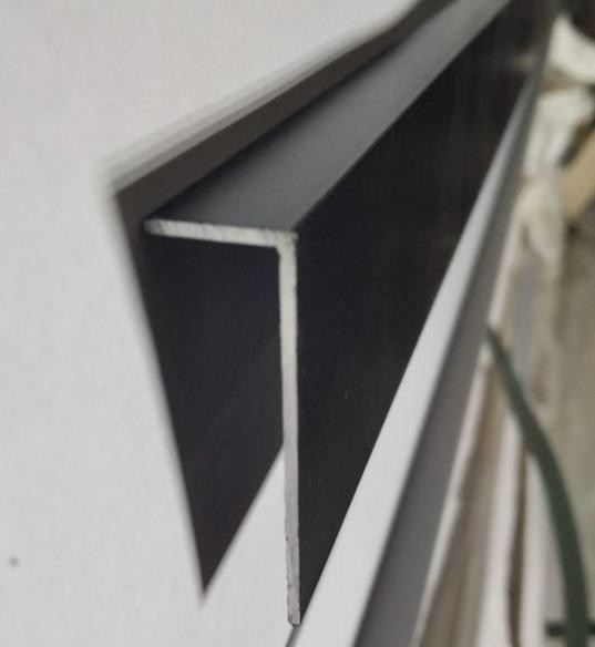 Плинтус алюминиевый для гипсокартона 40х13 мм ПБ-40х13 черный 3 м