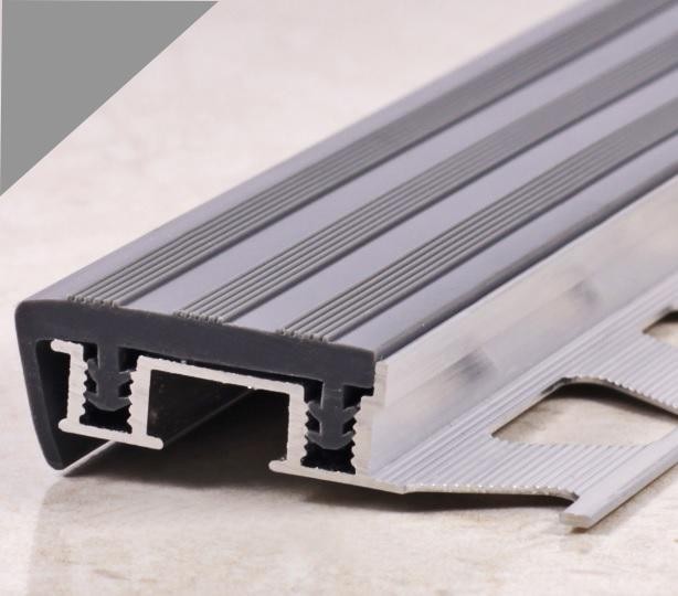 Порог противоскользящий закладной 32х10 мм Р-32 Серый 2,5 м