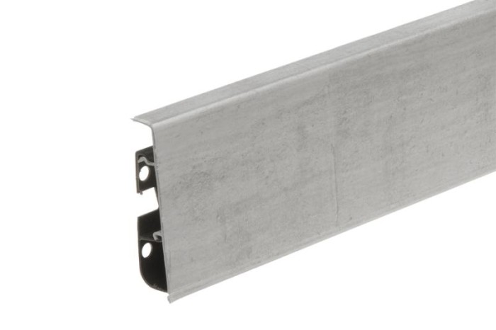 Напольный плинтус ПВХ 75 мм Cezar Hi-Line Prestige 256 Готический 2,5 м