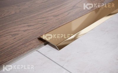 Одноуровневый порог стальной 80 мм FA 8 GP золото полированное 2,7 м