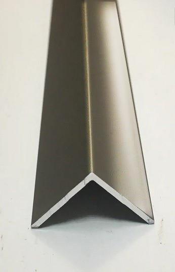 Алюминиевый уголок 19х19 мм равнополочный ПБ19х19 шампань люкс 2,7м