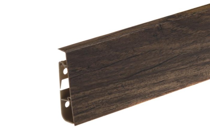 Напольный плинтус ПВХ 75 мм Cezar Hi-Line Prestige 284 Дуб Леонардо 2,5 м