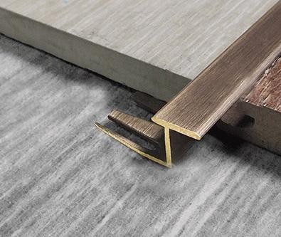 Латунный Z-профиль Yakamoz LZT-16 зиг заг латунь антик 2,7 м