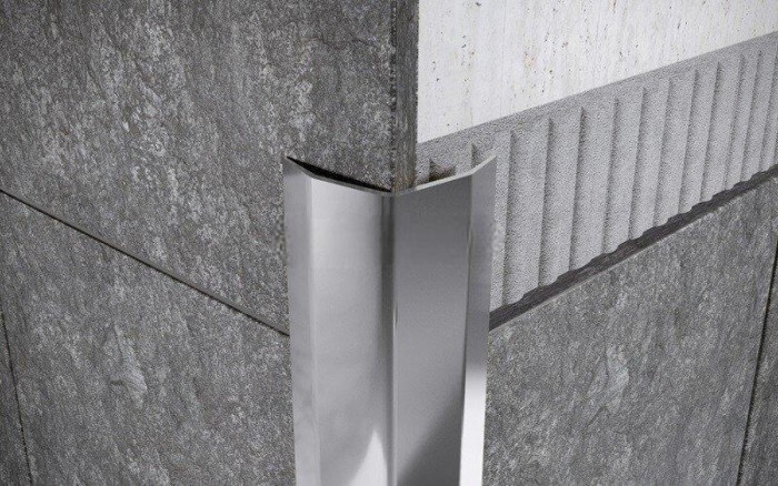 Стальной уголок равнополочный ПБ 20х20 со скосом полированный 3 м