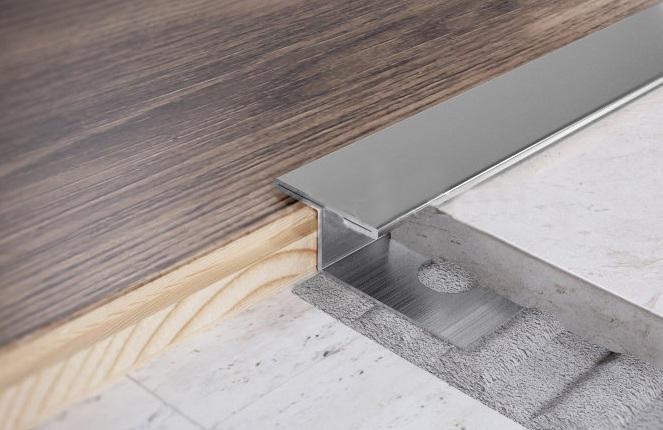 T-образный профиль с фиксацией под покрытие нержавеющая сталь 8 мм FTZ 8 P Сталь полированная 2,7 м