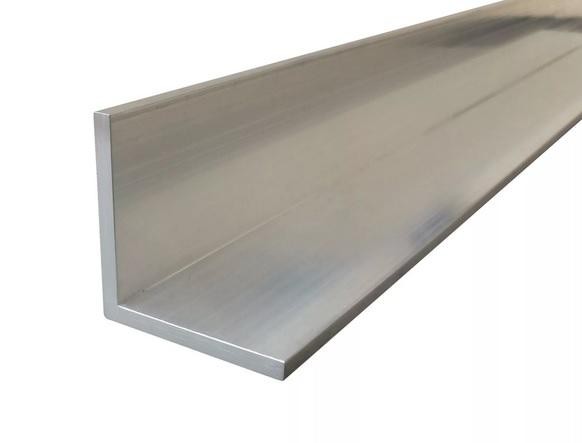 Уголок алюминиевый 40х40х0,9 мм 3 м