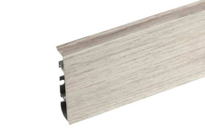 Напольный плинтус ПВХ 75 мм Cezar Hi-Line Prestige 328 Сосна Северная 2,5 м