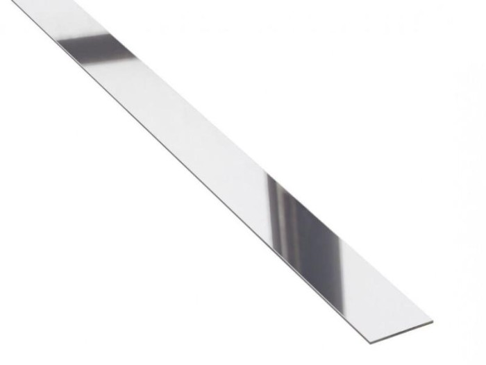 Полоса из нержавеющей стали 20 мм SP117-20 SG серебро глянец 2,7м