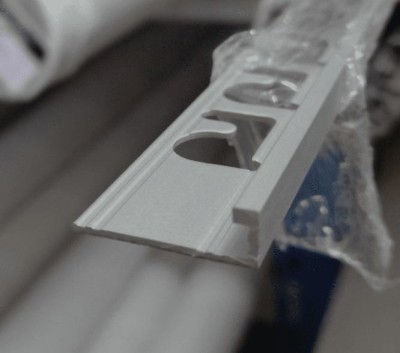 Алюминиевый профиль L-образный 6 мм Progress PTAA 60 серебро 2,7 м