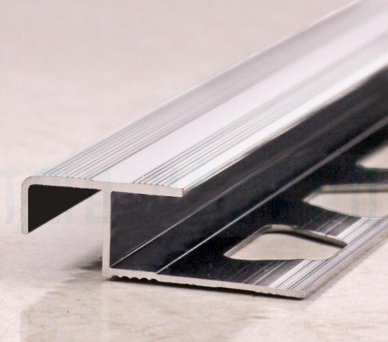 Алюминиевый профиль Z-образный под плитку 10 мм с рифлением ПО-02 Серебро матовое 2,7 м