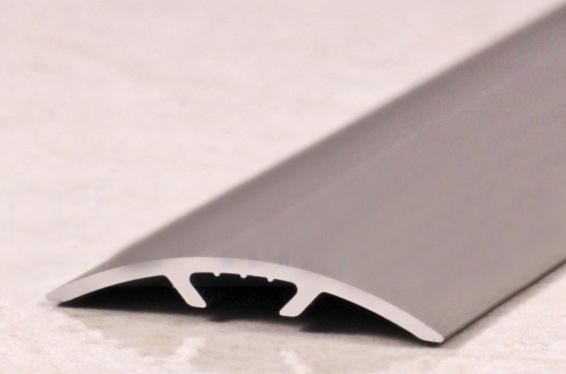 Одноуровневый алюминиевый порог 30 мм ПО-31 Серебро матовое 2,7 м