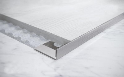 Профиль L-образный из нержавеющей стали 8 мм FG 8 M Сталь сатинированная 2,7 м