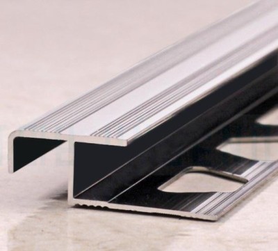 Алюминиевый профиль Z-образный под плитку 10 мм с рифлением ПО-02 Серебро глянец 2,7 м