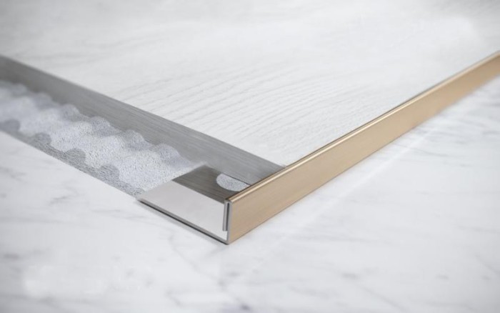 Профиль L-образный из нержавеющей стали 10 мм FG 10 GM Золото сатинированное 2,7 м