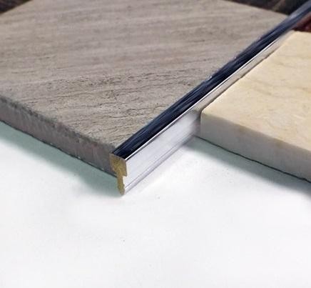 Латунная вставка-разделитель Yakamoz ЛТ-5 латунь хром 2,7 м