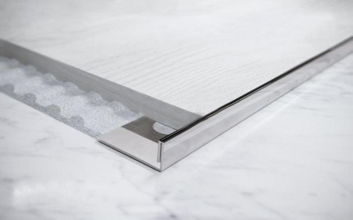 Профиль L-образный из нержавеющей стали 10 мм FG 10 P Сталь полированная 2,7 м