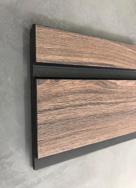 Декоративная панель 120х12 мм Hiwood LV133 BR395K под дерево 2,7 м