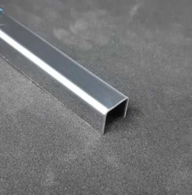 П-профиль из нержавеющей стали 15х10 мм SUP15-10H SG серебро глянец 2,7м