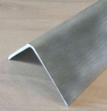 Алюминиевый уголок 15х15 мм ПН-15х15 Серебро матовое браш 2,7 м