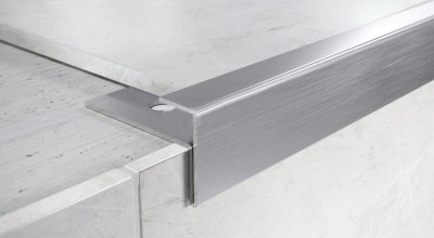 Профиль F-образный из нержавеющей стали 10 мм FF 10 M Сталь сатинированная 2,7 м