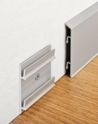 Клипса для монтажа плинтуса ПТ-70 для пола