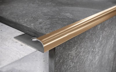 Профиль С-образный из нержавеющей стали 8 мм FR 8 GM Золото сатинированное 2,7 м